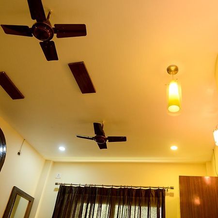 Hotel MM Guwahati Exterior foto