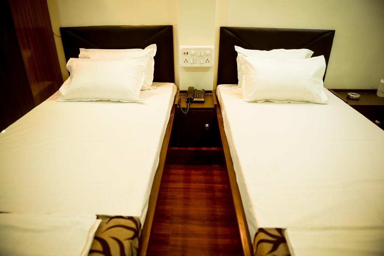 Hotel MM Guwahati Exterior foto