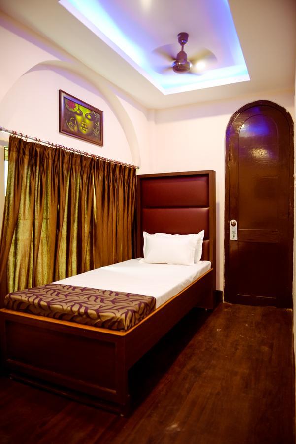 Hotel MM Guwahati Exterior foto